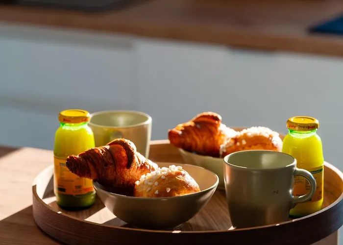 Villa Duo 6br 2 Pools 500 M *