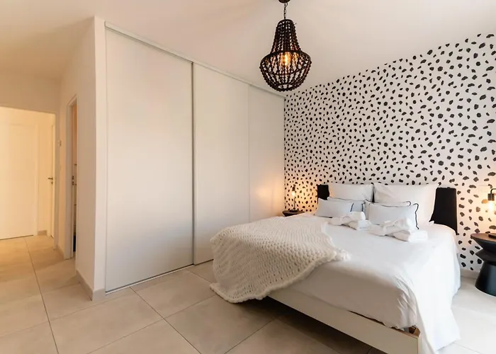 Villa Duo 6br 2 Pools 500 M Sérignan