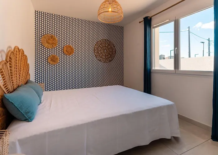 Duo 6br 2 Pools 500 M