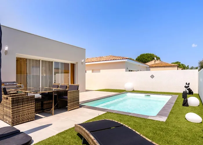 Duo 6br 2 Pools 500 M Villa *